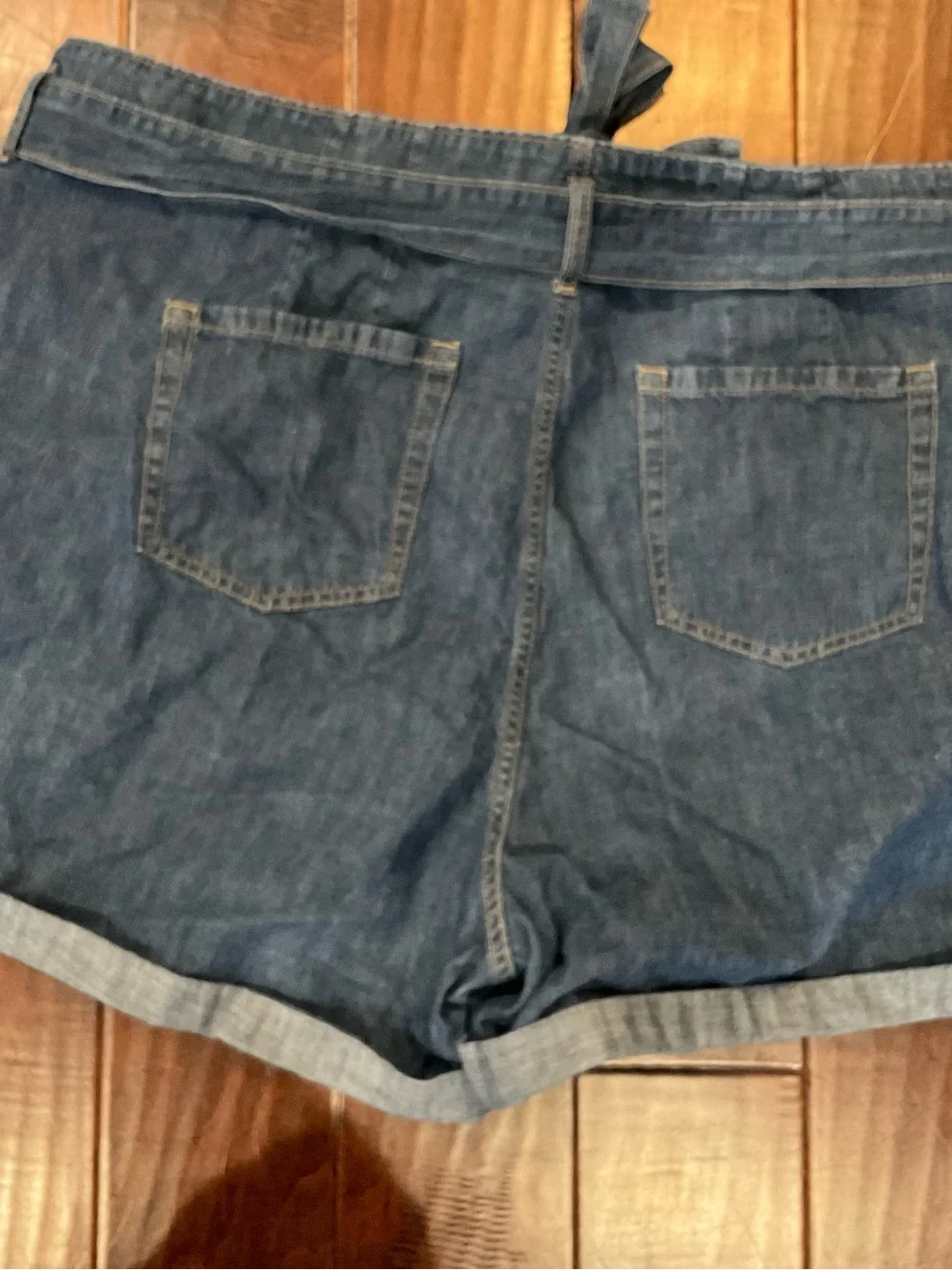 Torrid Baggy High-Rise Tie-Belt Short